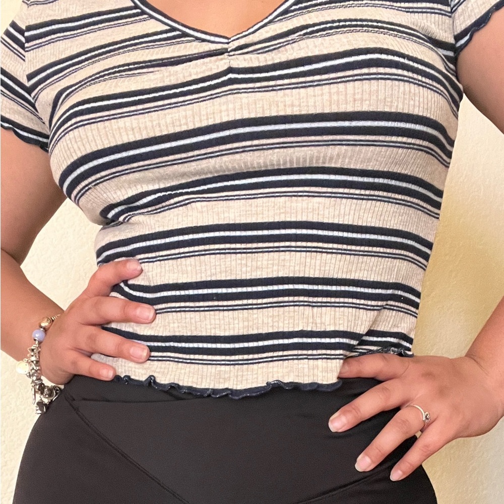 Hollister top size XS